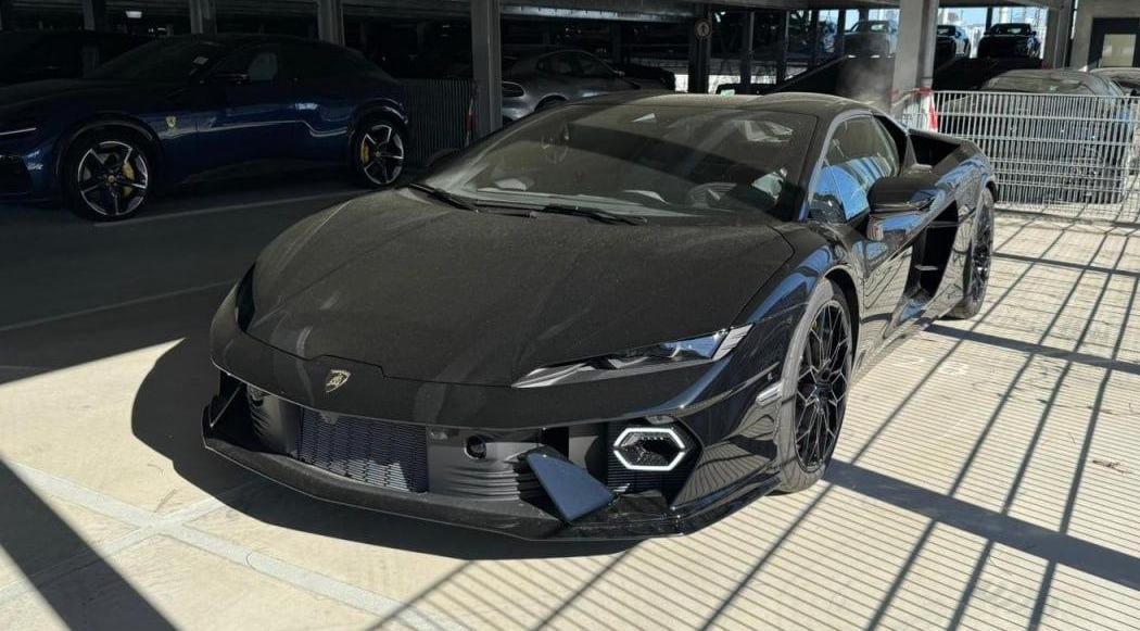 Lamborghini TEMERARIO 2026 — автомобиль Лаки Кар