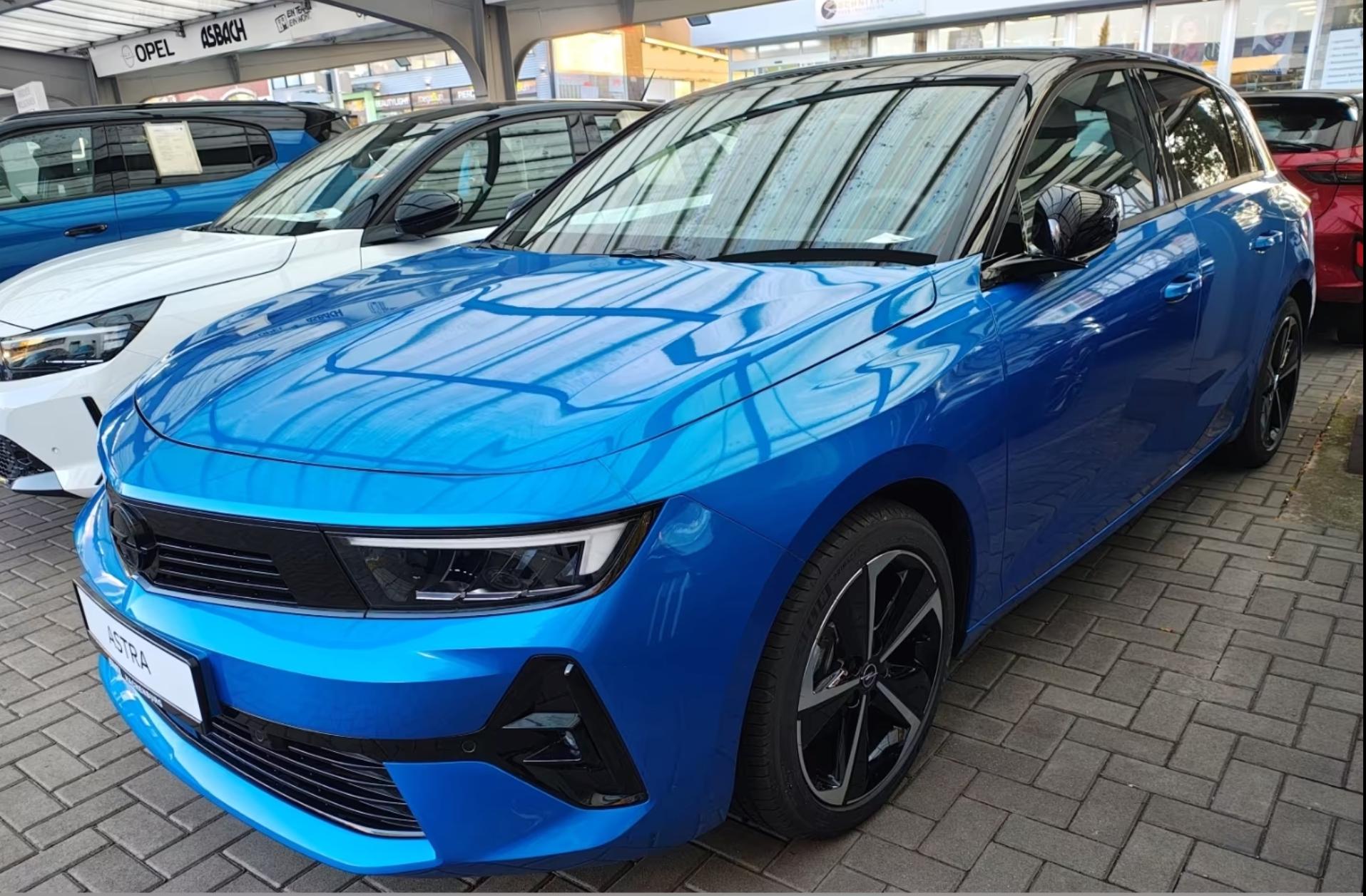 OPEL Astra — автомобиль Лаки Кар