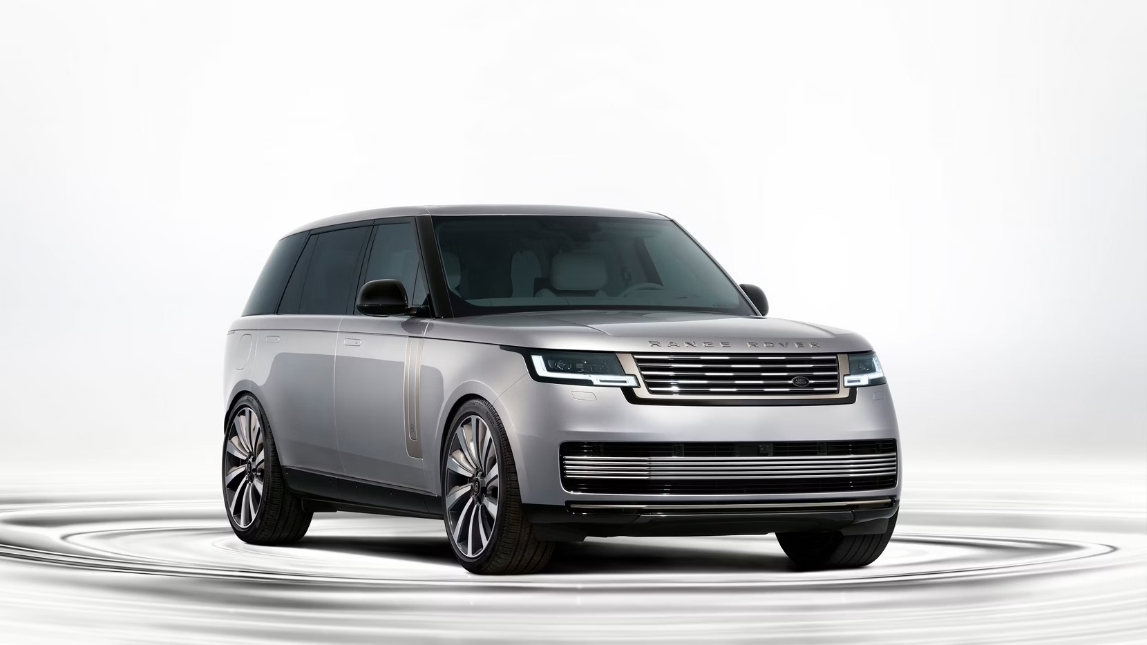 RANGE ROVER SV ULTRA — новая вершина линейки