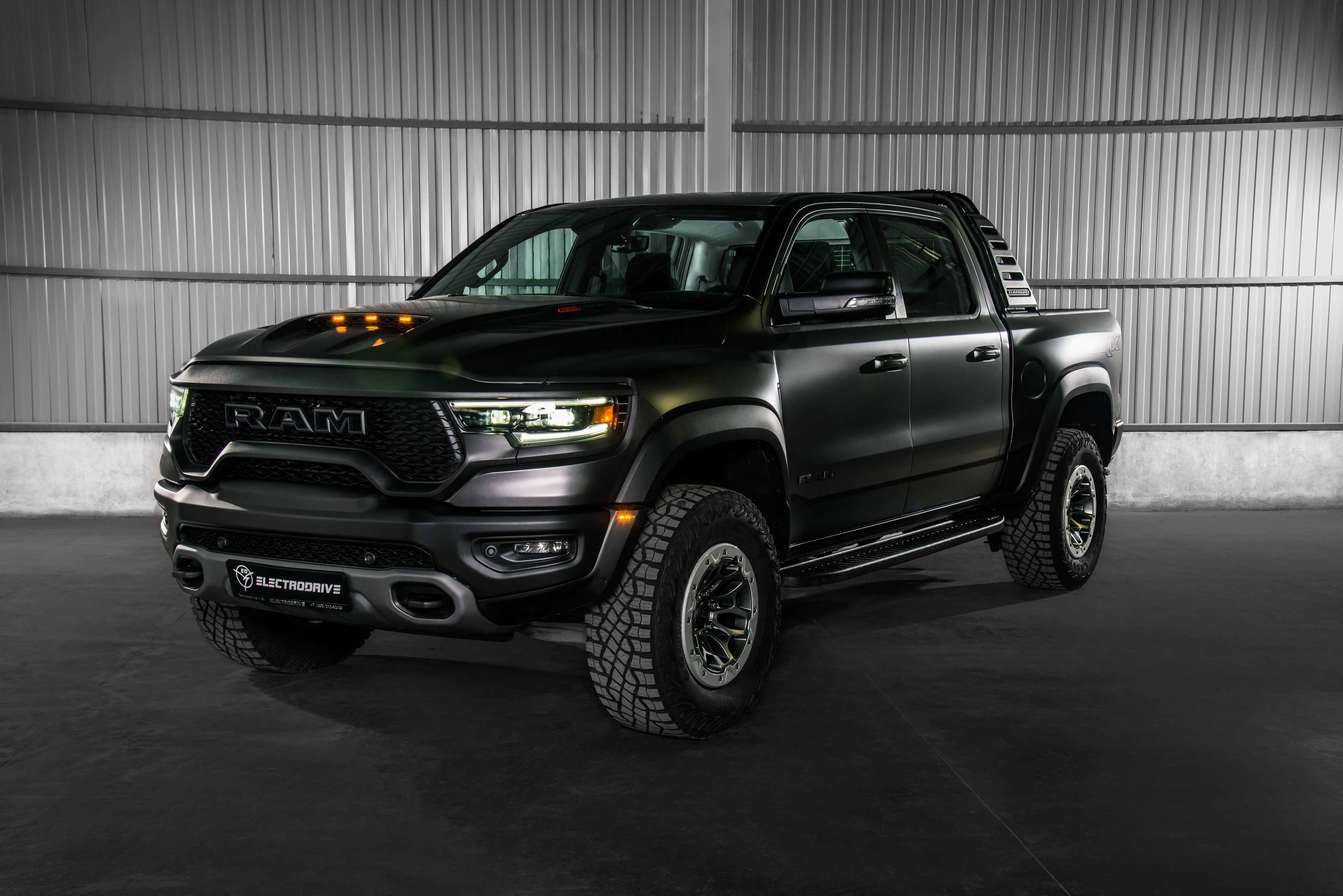 Купить ⚡️ RAM 1500 TRX CREW CAB 4X4, классические (двс) под заказ, цена  187000 $ - в Москве, России и СНГ