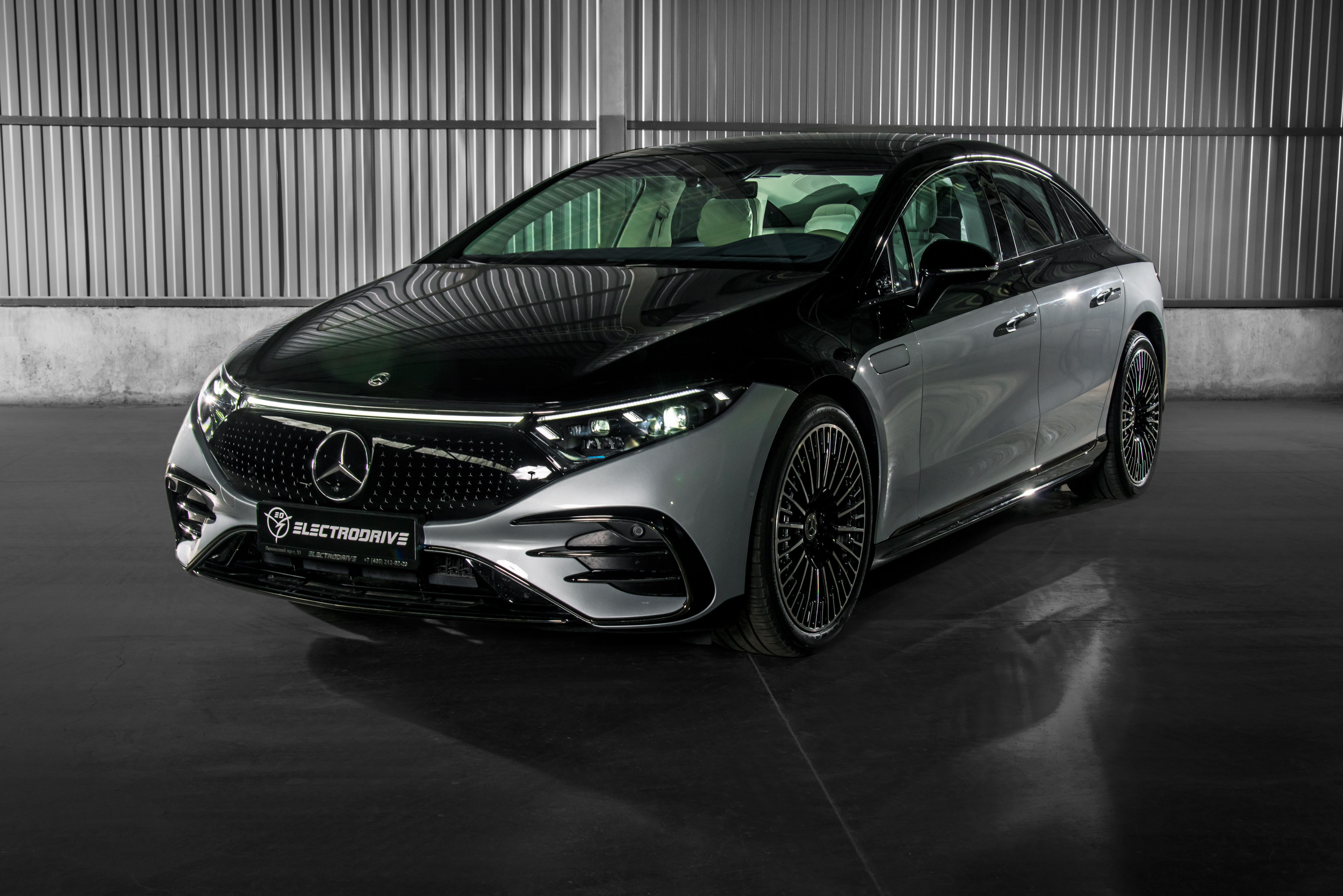 Mercedes Benz EQS-580 4matic — автомобиль Лаки Кар
