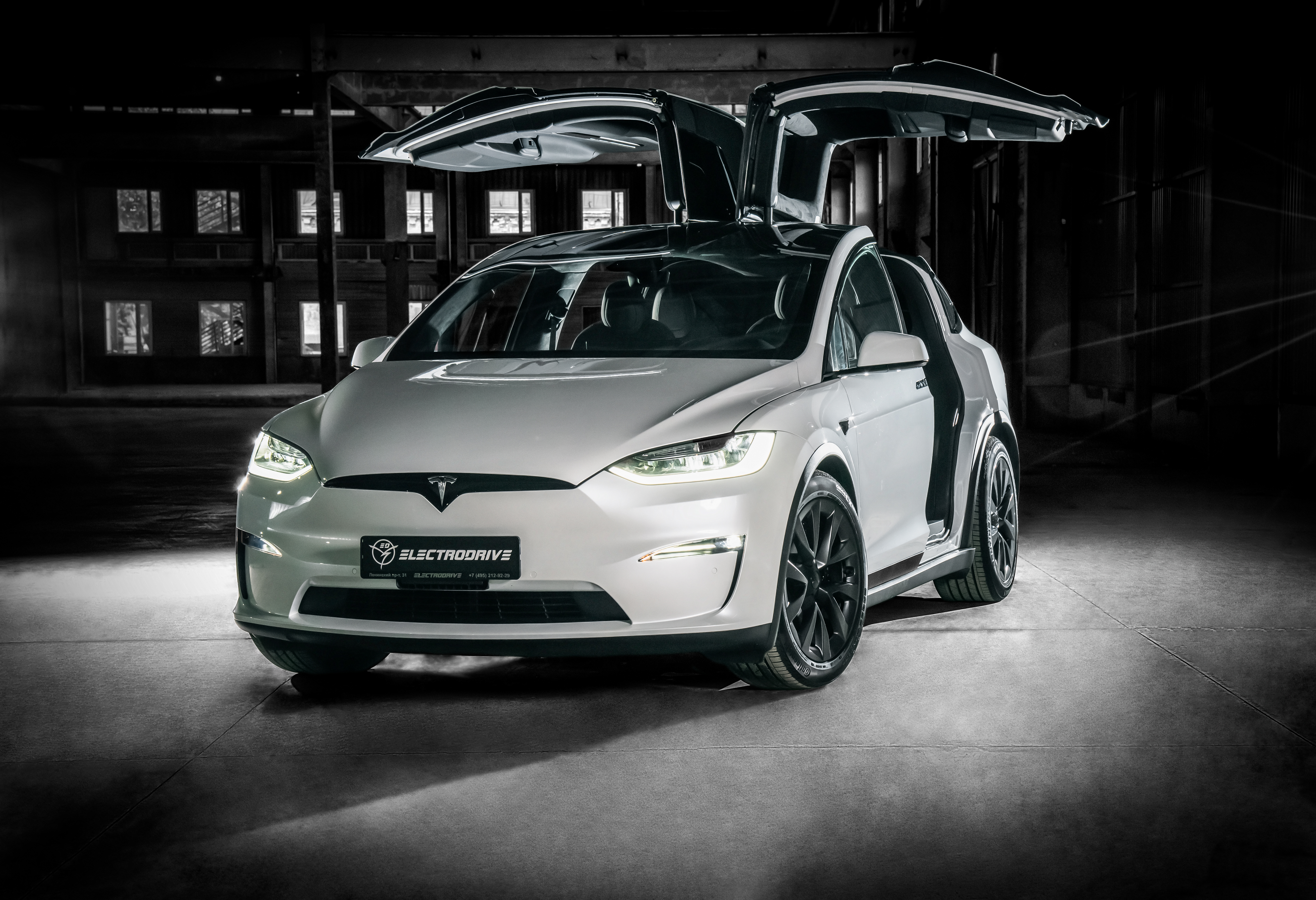 Tesla Model X Plaid Купить