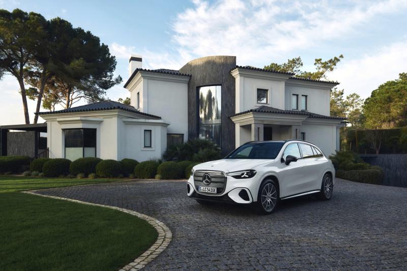 Mercedes-Benz расширил линейку электрического GLC