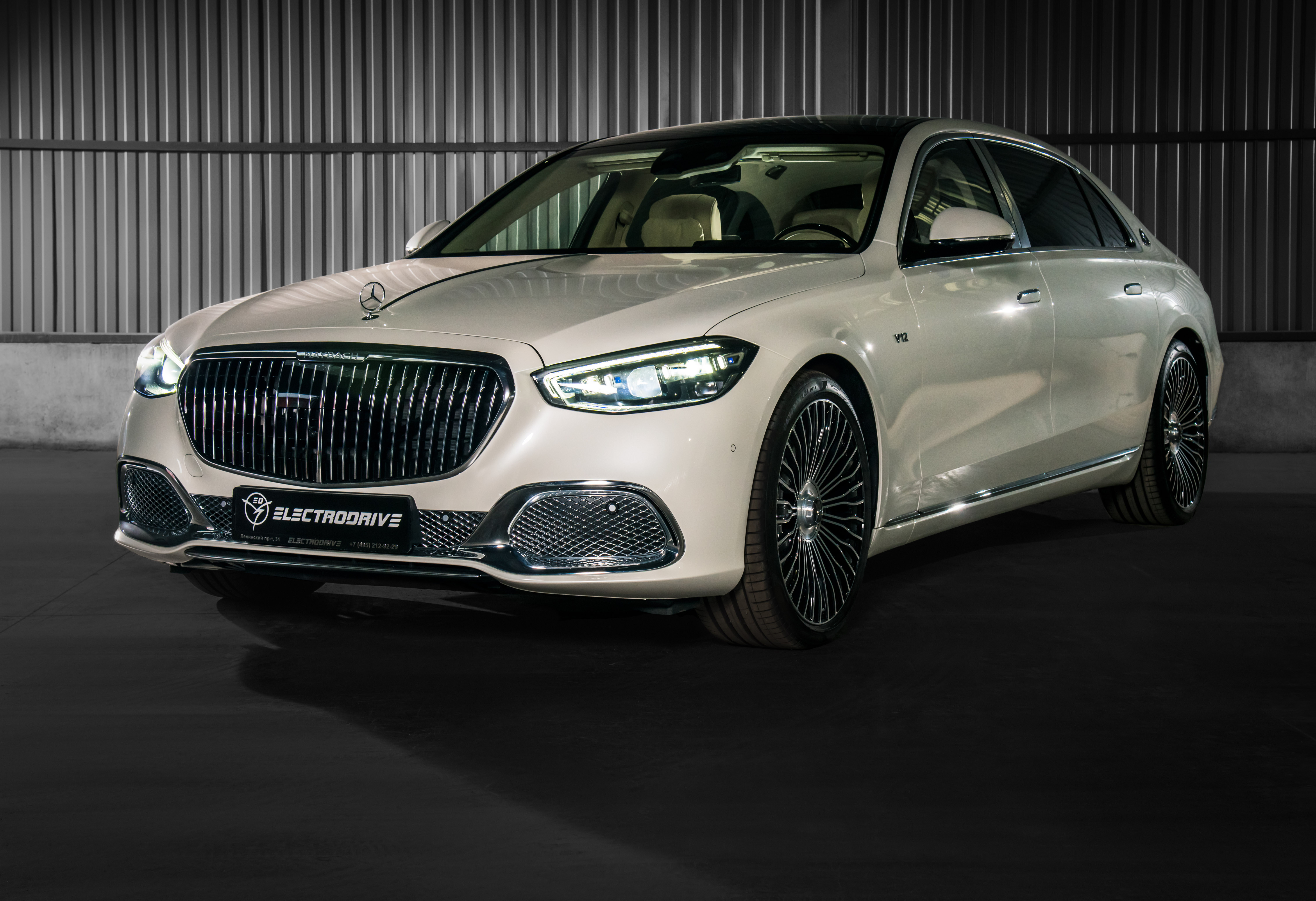 Maybach S 680 4Matic — автомобиль Лаки Кар