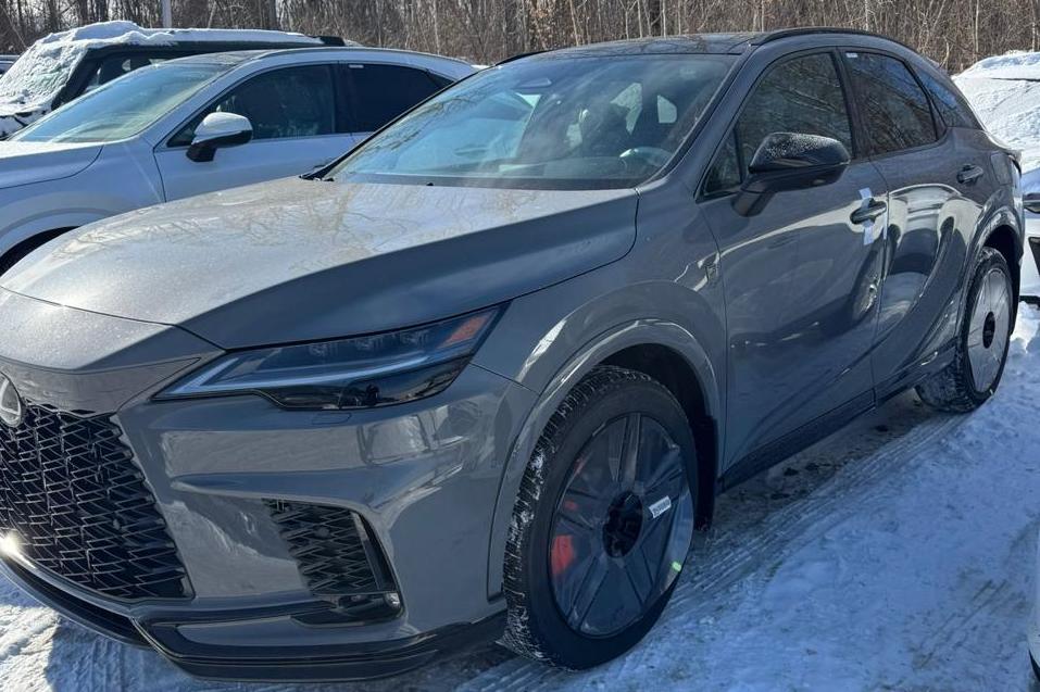 Lexus RX 500h Black line HYBRID, 2026 — автомобиль Лаки Кар