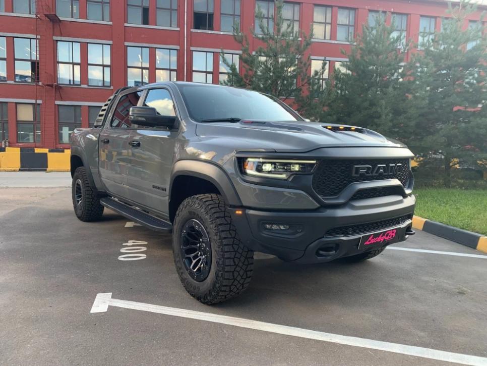 RAM 1500 TRX CREW CAB 4X4 — автомобиль Лаки Кар