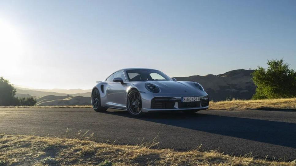 Porsche 911 Turbo S 50 Years — автомобиль Лаки Кар